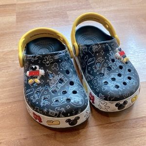 Disney World Light-Up Crocs Little Kid Size 10